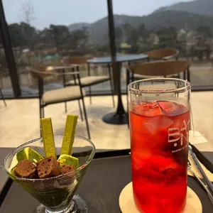 비안크 대표 사진