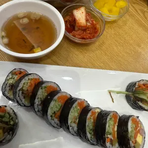 얌샘김밥 리뷰 사진