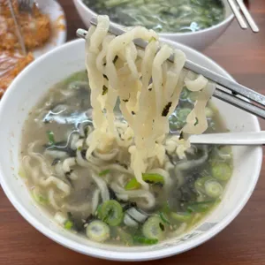 칼돈 대표 사진