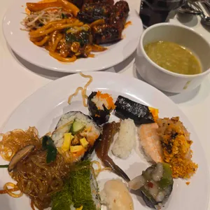 애슐리퀸즈 대표 사진