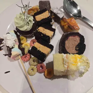 애슐리퀸즈 대표 사진