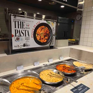 애슐리퀸즈 사진