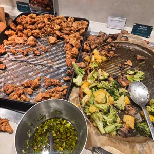 애슐리퀸즈 사진