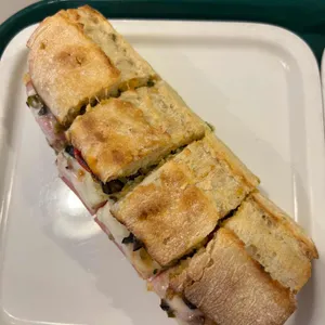 리나스 대표 사진