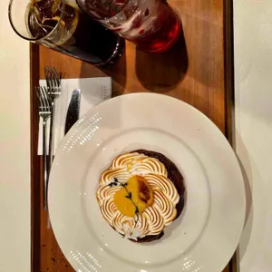 오퍼 카페 대표 사진