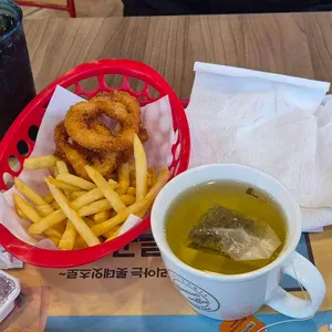 롯데리아 대표 사진