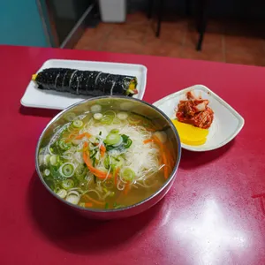 장수멸치국수 사진