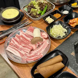 더맛있는식육식당 대표 사진