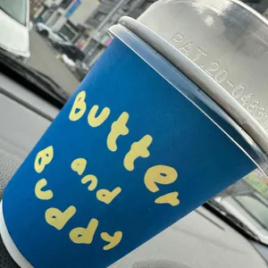 버터앤버디 사진