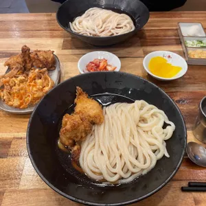 토미야 대표 사진