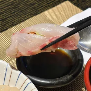 코코로 스시 사진