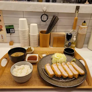 오사카멘치 사진