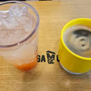 메가커피 사진 1