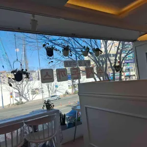 공업탑경양식 대표 사진