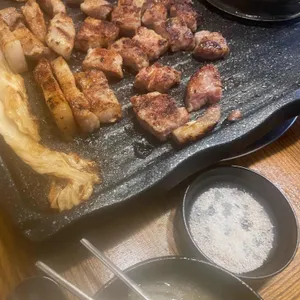 사당역 힘찬정육식당 리뷰 사진