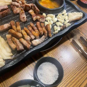 사당역 힘찬정육식당 리뷰 사진