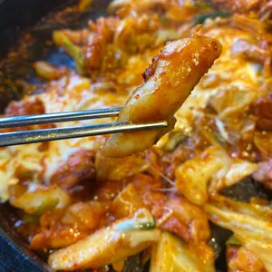 홍춘천 대표 사진