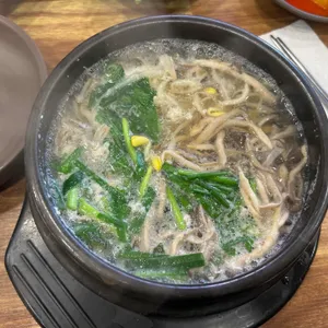 굴예찬 대표 사진