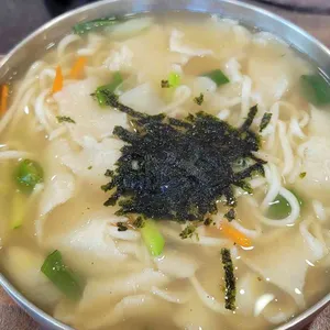 공릉동원조멸치국수 대표 사진