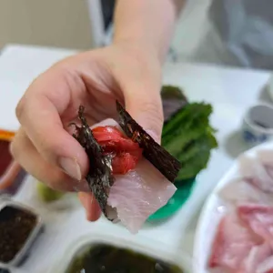 사량도 자연산횟집 사진