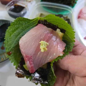 사량도 자연산횟집 사진