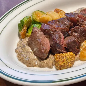 부우이 대표 사진