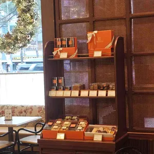 트웰브 대표 사진