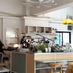 포스트하우스 리뷰 사진