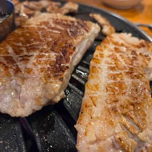 육돈 성서이마트 사진 2