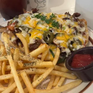 더팬런던테이블 사진