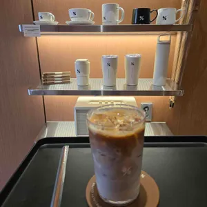 텐퍼센트커피 대표 사진