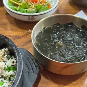 동도통영굴밥 대표 사진