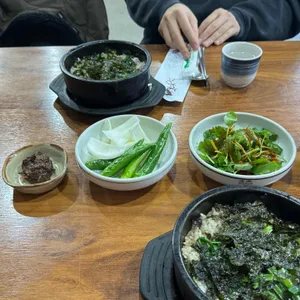 동도통영굴밥 대표 사진