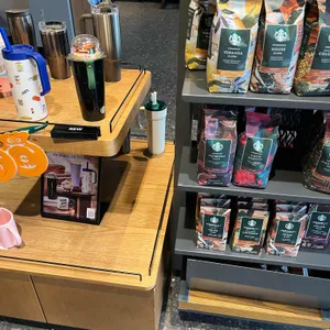 스타벅스 대표 사진