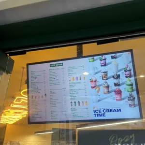 우지커피 리뷰 사진