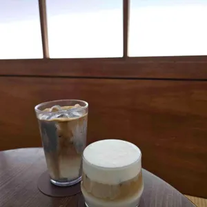 동네커피 대표 사진