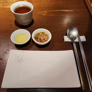 화양연화 대표 사진