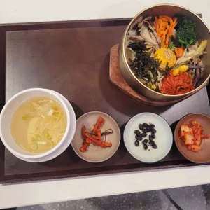 한옥마을비빔밥&솥밥 사진