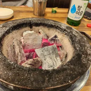 아침에잡은소 대표 사진