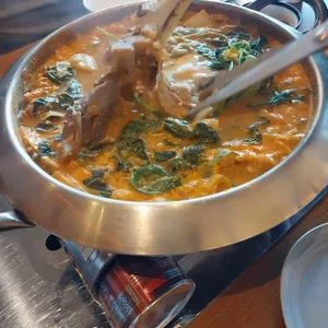 나담 대표 사진