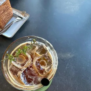 Cafe남산422 대표 사진