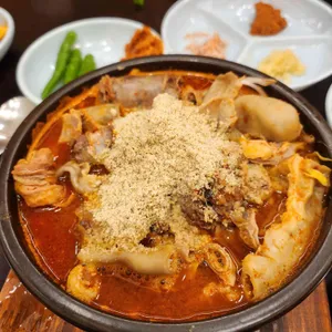 산더미 미성돼지국밥 사진