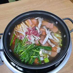 빨강우산부대찌개 사진 1