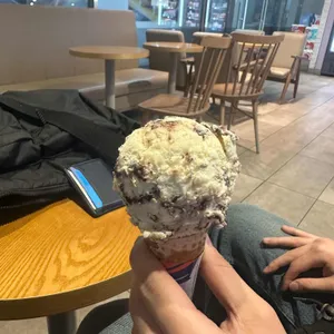 배스킨라빈스 수원매탄 대표 사진