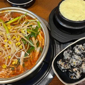 짚신매운갈비찜 대표 사진