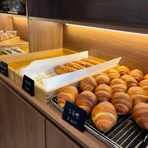 더무그 대표 사진