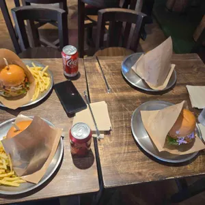 한강버거 대표 사진