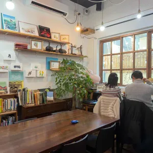 북카페 바사크라 대표 사진