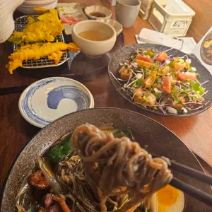 무아담 대표 사진