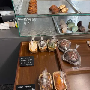 밀도 리뷰 사진